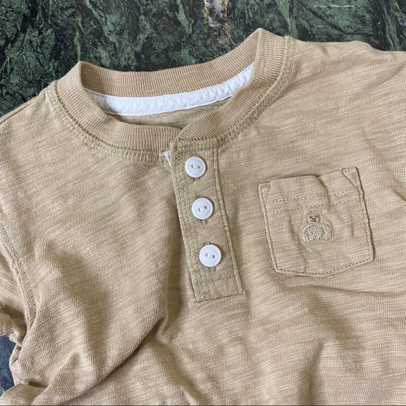 baby boy henley and shorts - Picture 3 of 6